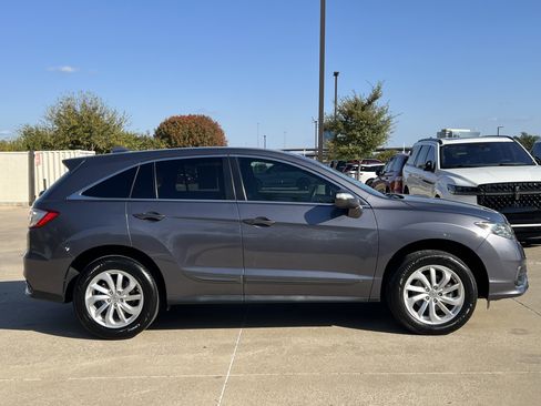 Used 2017 Acura RDX AWD image 10