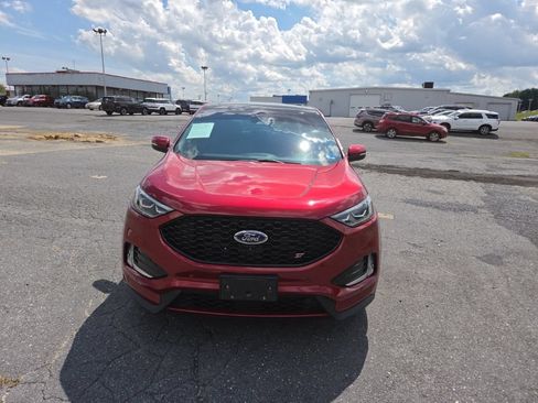 Used 2019 Ford Edge ST w/ Equipment Group 401A AWD/4WD image 2