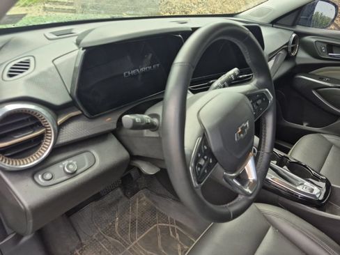 Used 2024 Chevrolet Trax ACTIV w/ Driver Confidence Package FWD image 10