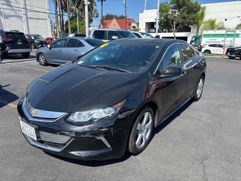 Used 2017 Chevrolet Volt LT FWD image 8