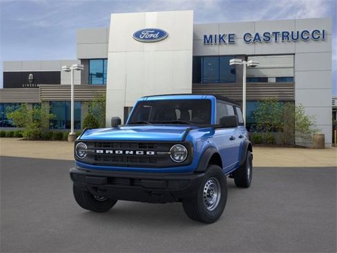 New 2025 Ford Bronco 4-Door image 2