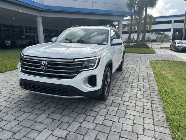 Used 2024 Volkswagen Atlas SE FWD image 20