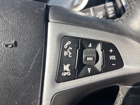 Used 2014 Chevrolet Equinox LTZ image 7