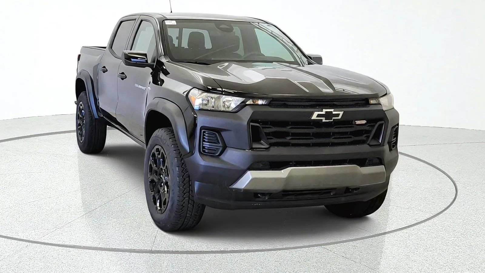 New 2026 Chevrolet Colorado Trail Boss AWD/4WD image 2
