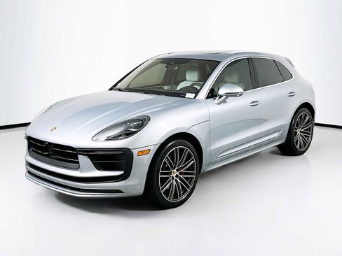 Certified 2025 Porsche Macan S image 1