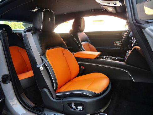Certified 2024 Rolls-Royce Spectre w/ Leather Finishing Pack AWD/4WD image 28
