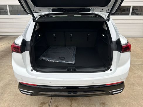 New 2026 Buick Envision Sport Touring image 32