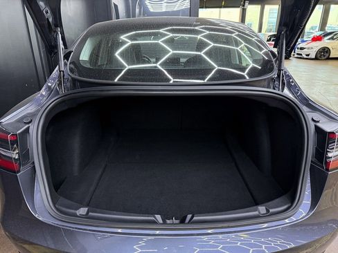 Used 2018 Tesla Model 3 Long Range image 25