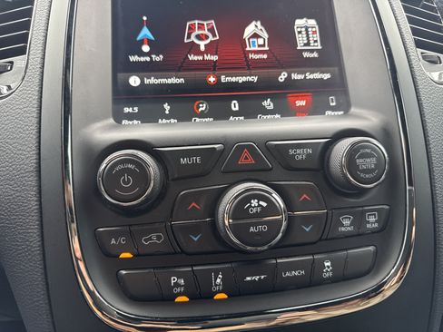 Used 2018 Dodge Durango SRT w/ Technology Group AWD/4WD image 22