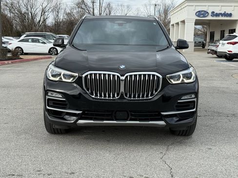 Used 2021 BMW X5 xDrive40i w/ Executive Package image 2