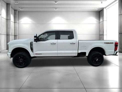 Used 2024 Ford F350 Platinum w/ Tremor Off-Road Package AWD/4WD image 5