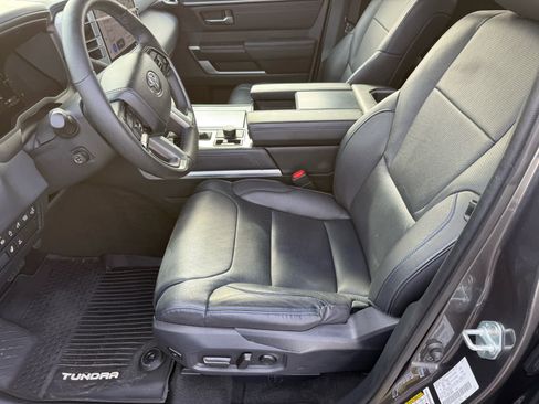 Used 2023 Toyota Tundra Platinum image 10