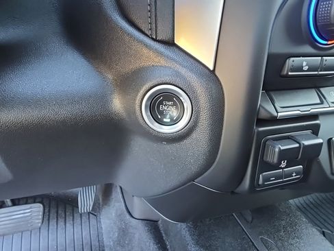 Used 2021 Chevrolet Silverado 1500 RST image 16