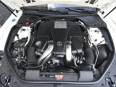 Used 2013 Mercedes-Benz SL 550 image 31