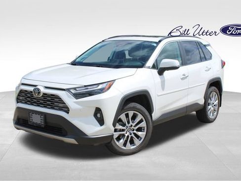 Used 2022 Toyota RAV4 Limited w/ Limited Grade Weather Package AWD/4WD image 1