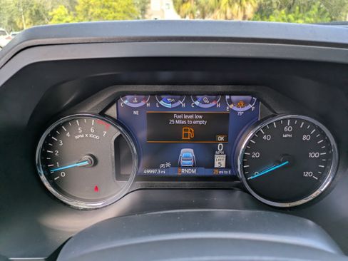 Used 2024 Ford Expedition Limited image 28