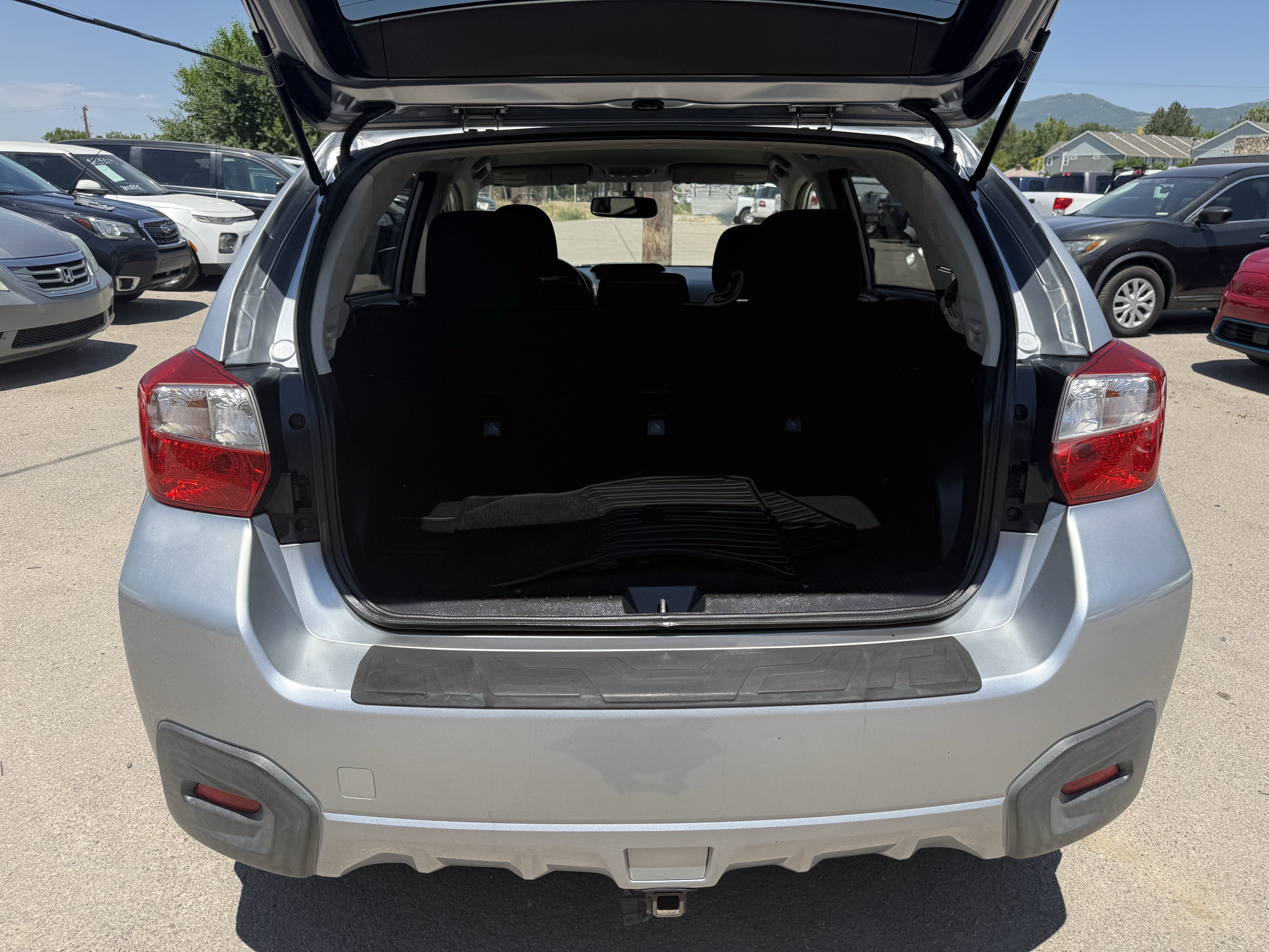 Used 2013 Subaru Crosstrek 2.0i Premium w/ Popular Pkg 2 AWD/4WD image 19