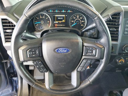 Used 2017 Ford F150 XLT w/ Equipment Group 301A Mid RWD image 22
