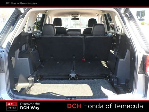 Used 2024 Volkswagen Atlas SE FWD image 23