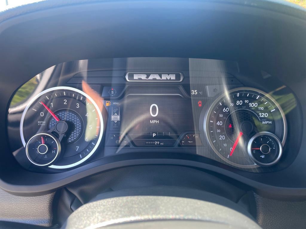 New 2026 RAM 1500 Warlock AWD/4WD image 14