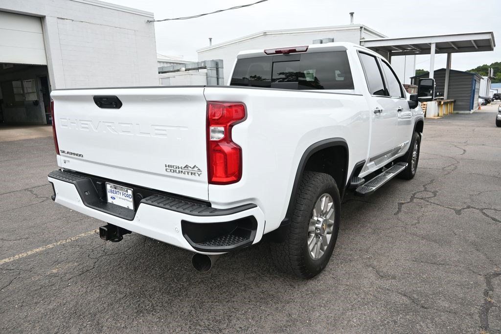 Used 2024 Chevrolet Silverado 2500 High Country w/ High Country Premium Package AWD/4WD image 32
