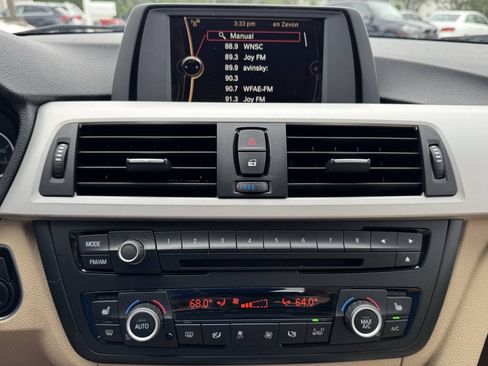 Used 2014 BMW 320i Sedan RWD image 15