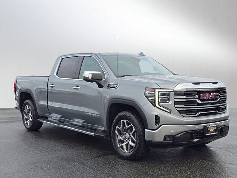 Used 2024 GMC Sierra 1500 SLT w/ SLT Premium Plus Package image 1