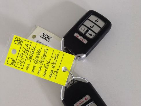 Certified 2024 Honda Passport EX-L image 32