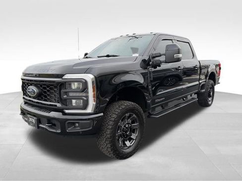 Used 2024 Ford F250 Lariat w/ Lariat Ultimate Package image 3