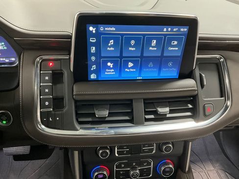 Used 2023 Chevrolet Tahoe Z71 w/ Luxury Package image 5