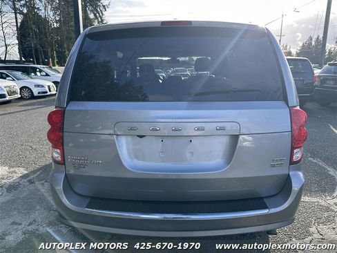 Used 2019 Dodge Grand Caravan GT image 6