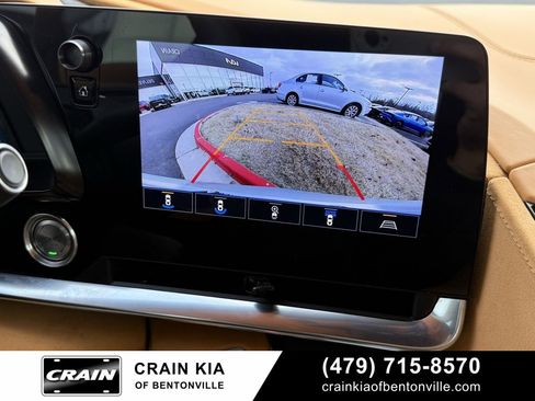 Used 2022 Chevrolet Corvette Stingray Premium Cpe w/ Engine Appearance Package image 17