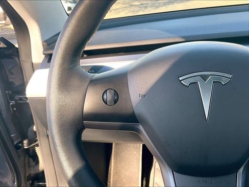 Used 2022 Tesla Model 3 Long Range image 20