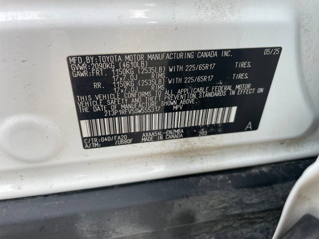 Used 2025 Toyota RAV4 XLE AWD/4WD image 31