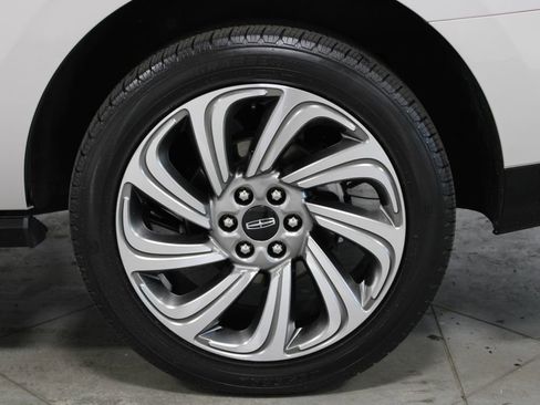 Used 2023 Lincoln Navigator Reserve AWD/4WD image 19