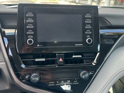 Used 2023 Toyota Camry SE FWD image 14