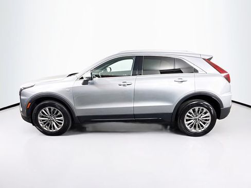 Used 2025 Cadillac XT4 Premium Luxury AWD/4WD image 4