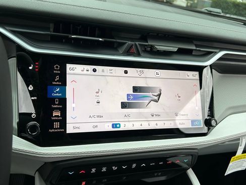 New 2026 Jeep Cherokee Limited image 19