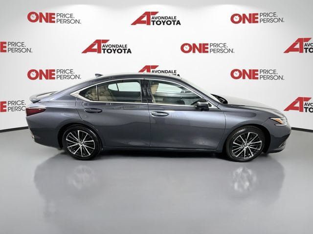 Used 2024 Lexus ES 300h w/ Premium Package FWD image 8