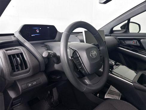 Used 2024 Toyota bZ4X XLE image 13