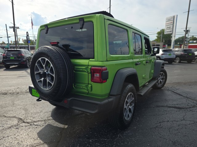 Used 2025 Jeep Wrangler Unlimited Sport AWD/4WD image 7
