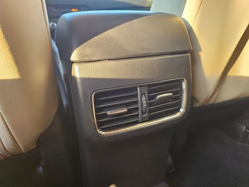 Used 2019 MAZDA CX-5 Touring image 30