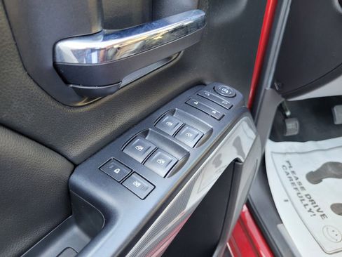 Used 2018 Chevrolet Silverado 1500 LT w/ All Star Edition AWD/4WD image 26