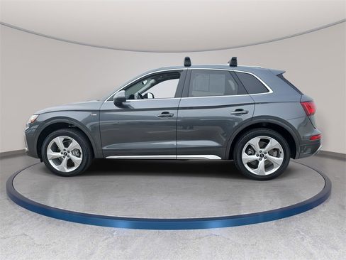 Used 2023 Audi Q5 2.0T Premium Plus w/ Premium Plus Package image 9
