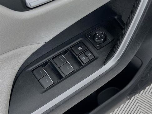 Certified 2025 Toyota RAV4 XLE image 21