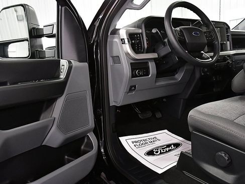 New 2026 Ford F250 XL image 17