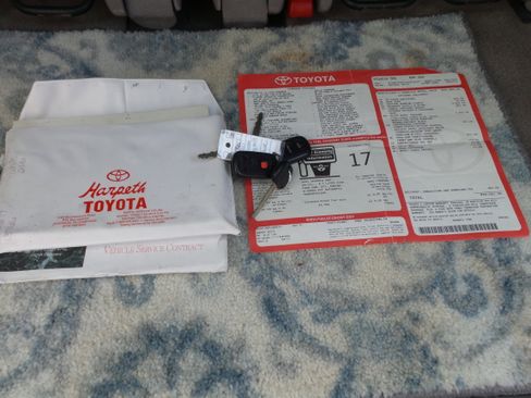 Used 2001 Toyota Sequoia SR5 image 59