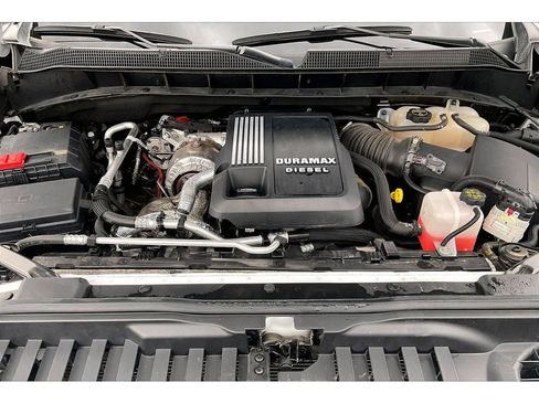 Used 2024 Chevrolet Silverado 1500 High Country w/ High Country Premium Package AWD/4WD image 12