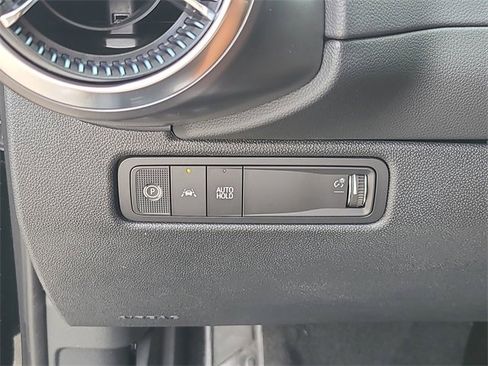 New 2026 Chevrolet Equinox EV LT image 25