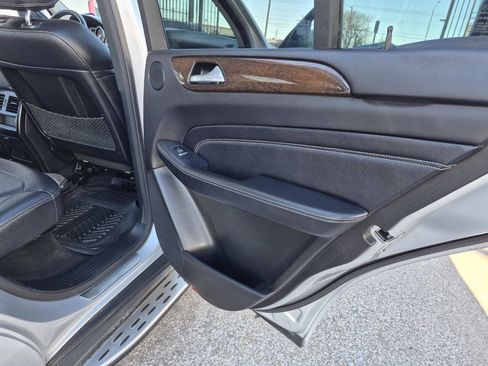 Used 2014 Mercedes-Benz ML 350 4MATIC image 16